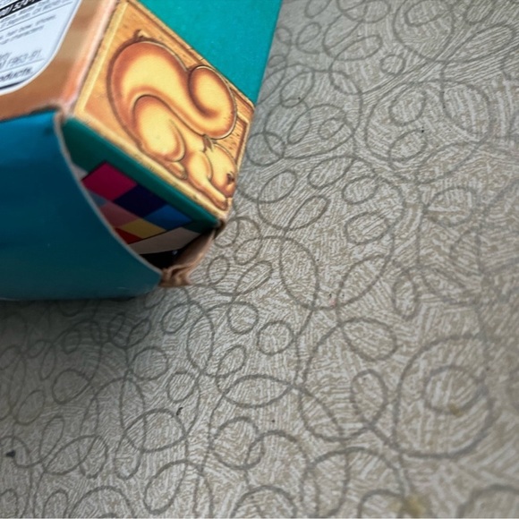 Walt Disney's Snow White Doll - Picture 10 of 13